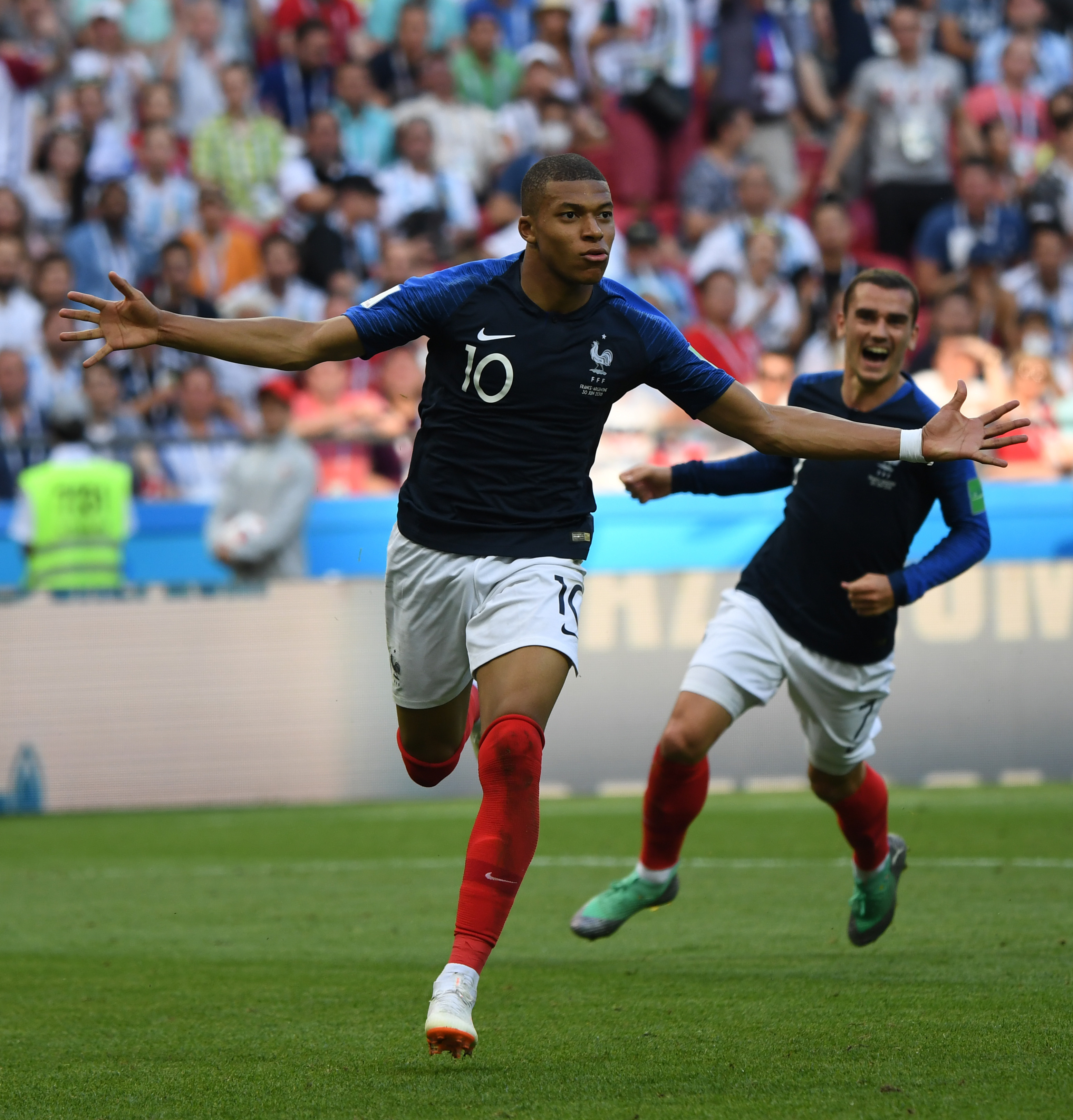 神户主帅：成都队组织严密，与J联赛的三后卫球队有相似之处