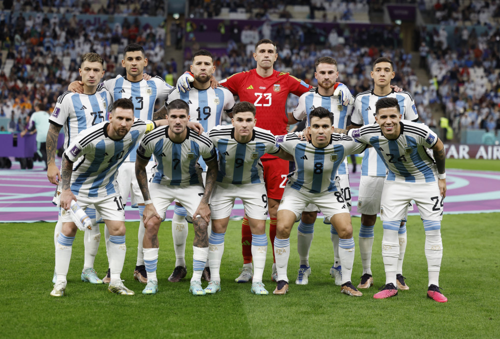 媒体人：亚泰其他工作人员好久没发薪了，坚持岗位是为爱发电