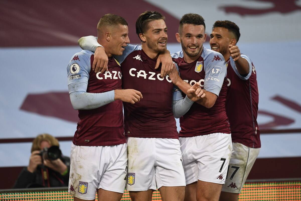 这脚任意球让门将都愣住了