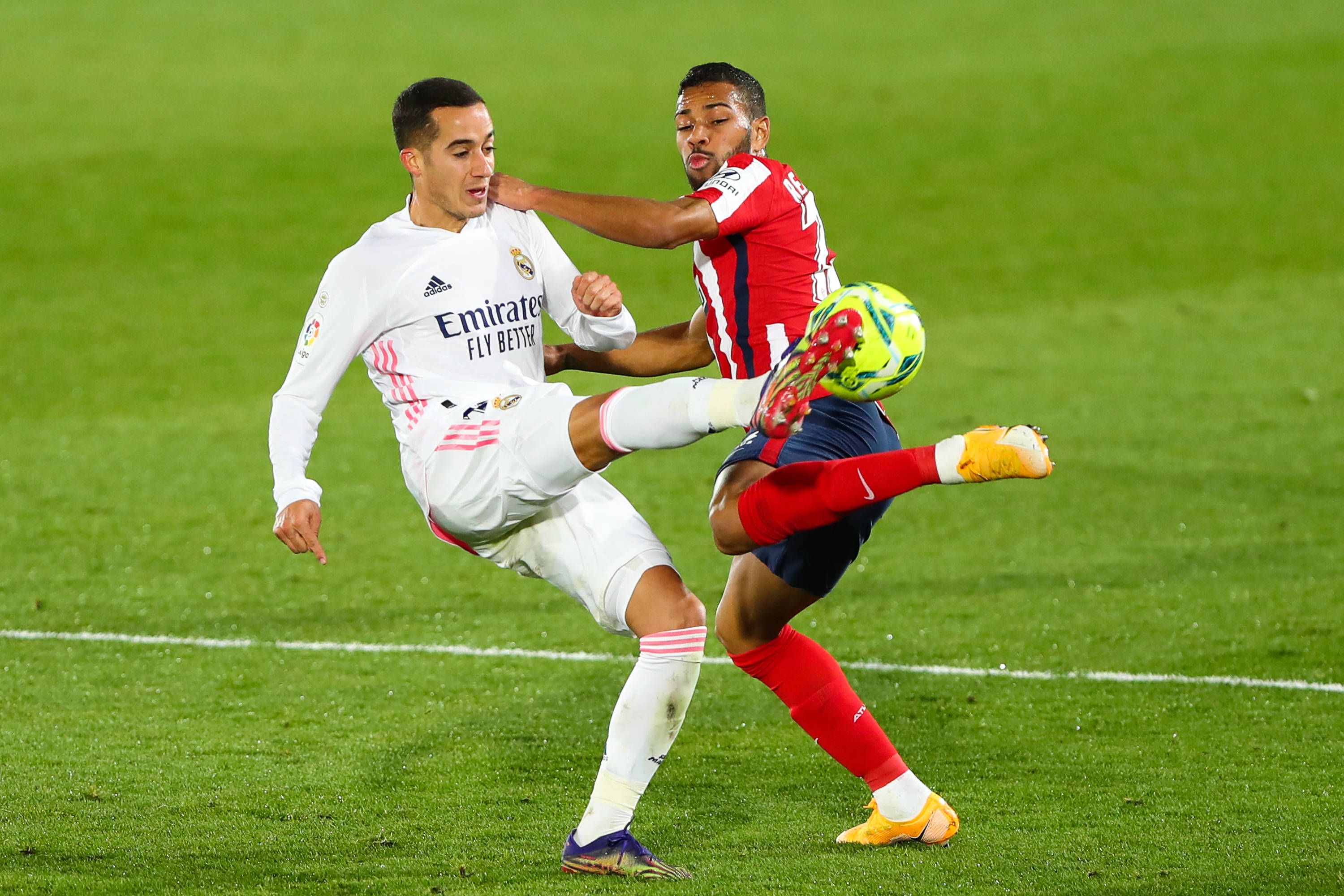 意甲劲旅末分钟遭绝杀，主帅怒斥裁判