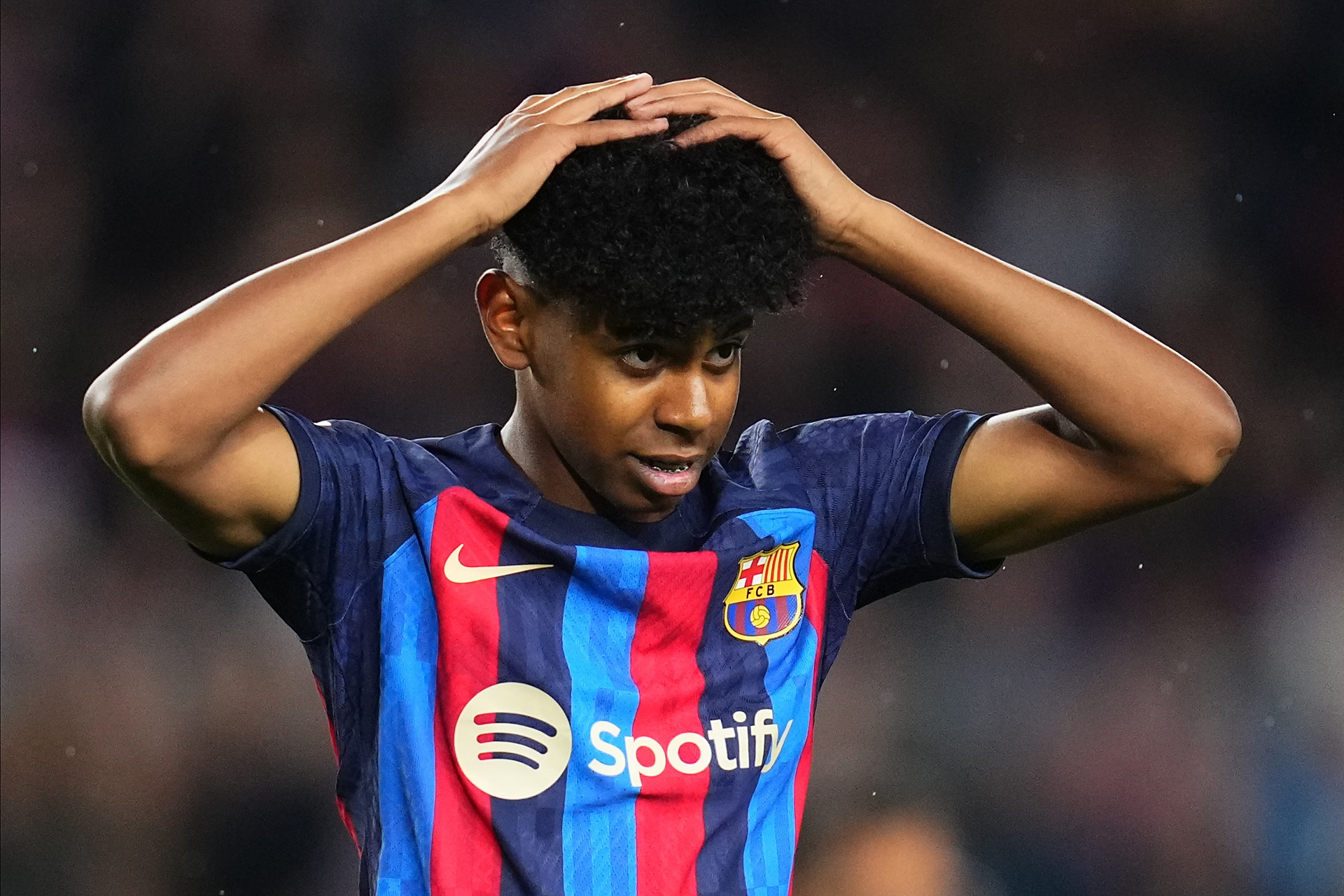 足球职业化的全球趋势