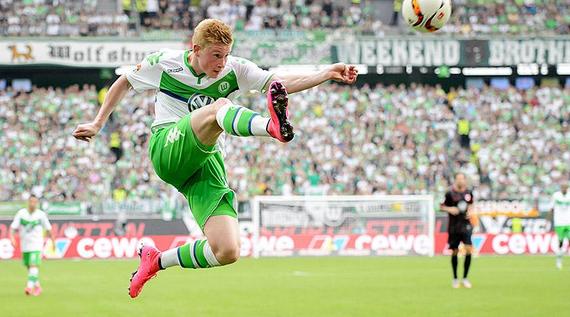 北爱尔兰小将唐利：在热刺时凯恩帮了我很多，这让我喜欢回撤