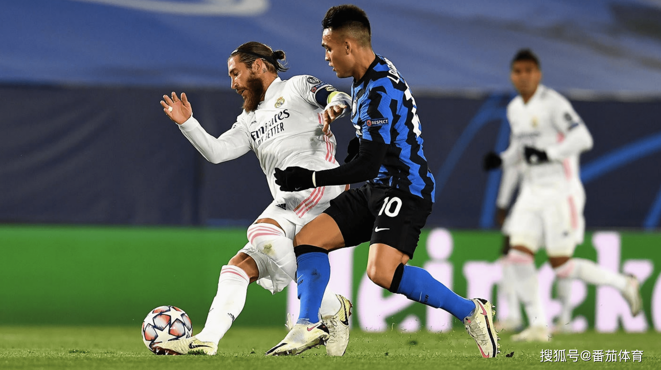 查理·哈迪（Charlie Hardy）等待5个月后终于签约曼联。